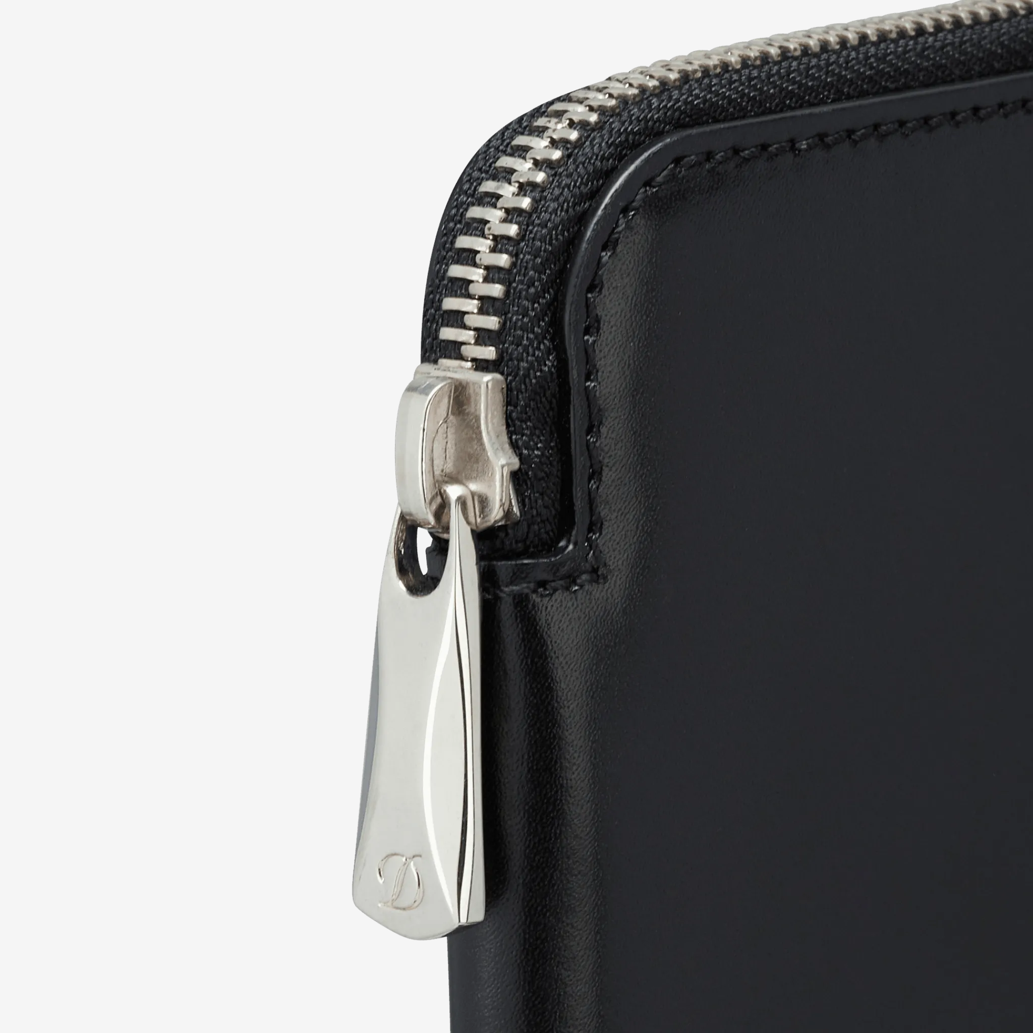 Clearance S.T. Dupont Line D Black